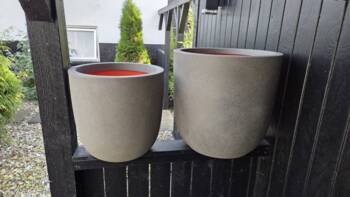 Taupe krukke med nister / SÆT - Outlet