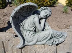 Engel til haven - Stor have engel i patineret beton