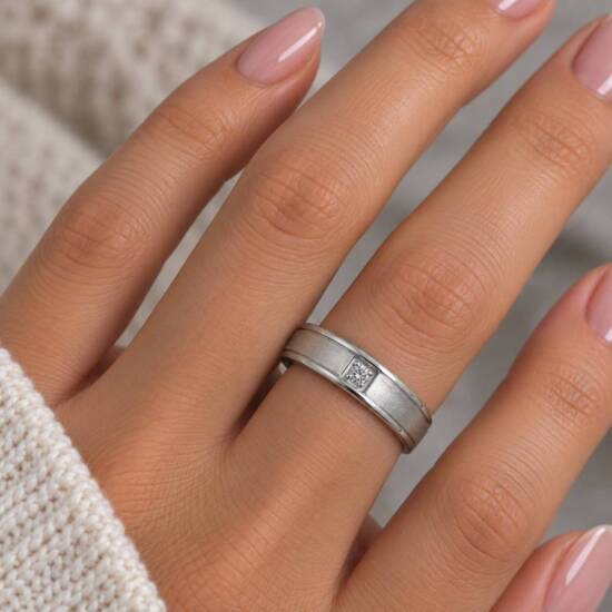 4mm stålfingerring til hende / satin