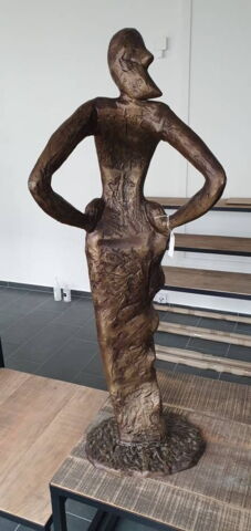 Skulptur i bronzeret aluminium - 121cm / demo AFHENTNING