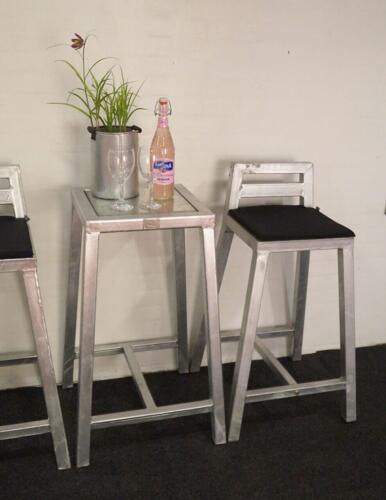 Galvaniseret cafebord med 2stk galvaniserede barstole / Cafesæt