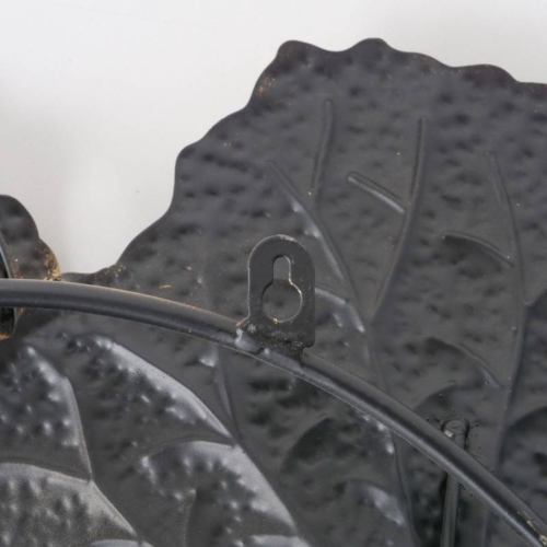 Polso vægdekoration / relief i håndmalet metal - 132cm