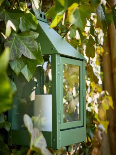 Olivengrøn udendørs væglanterne