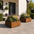 Lav firkantet plantekasse / plantekumme i corten stål med hjul - H.40cm