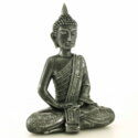 Sort/sølv siddende Buddha figur med klæde