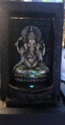 Lille Ganesha vandfontæne til bord med lys