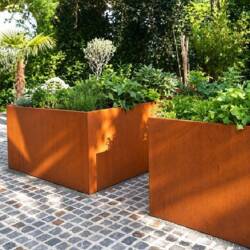 Firkantede eksklusive rust krukker - corten plantekummer / Med Bund