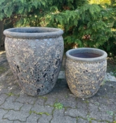 Let glaserede keramik krukker med lava look / Light black - Sæt 2stk